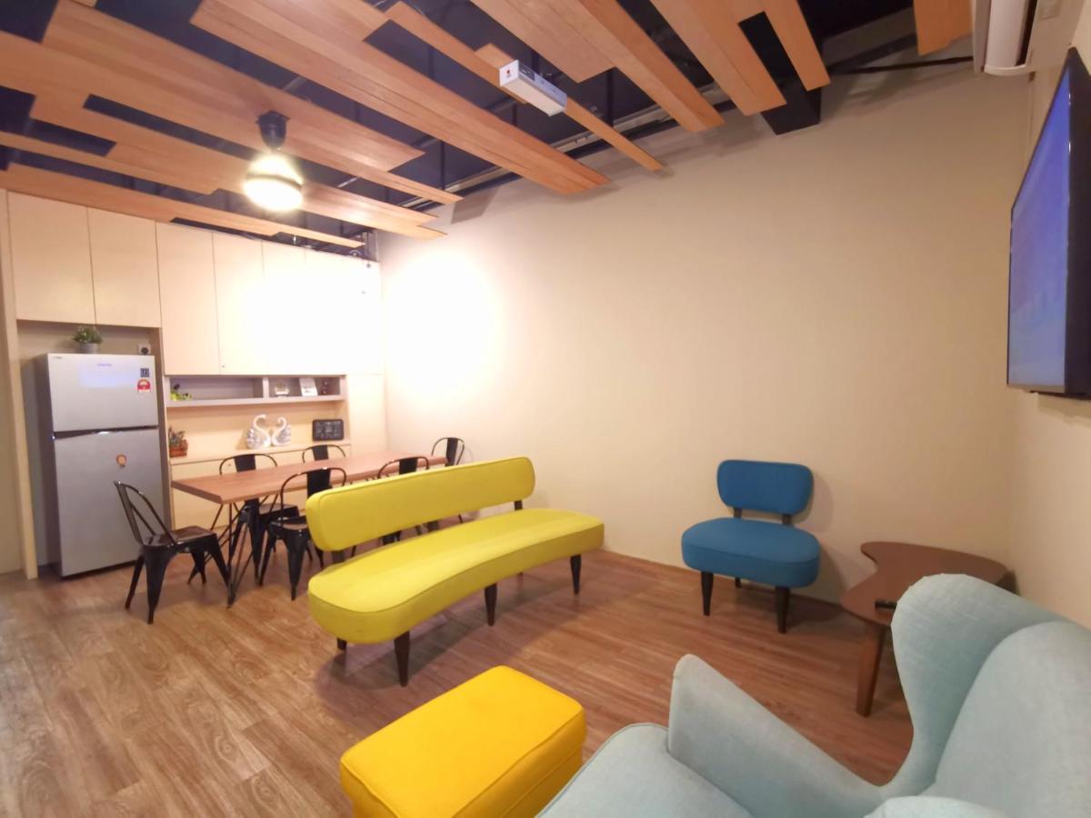 Maco Inn Austin Heights @Johor Bahru Exteriör bild