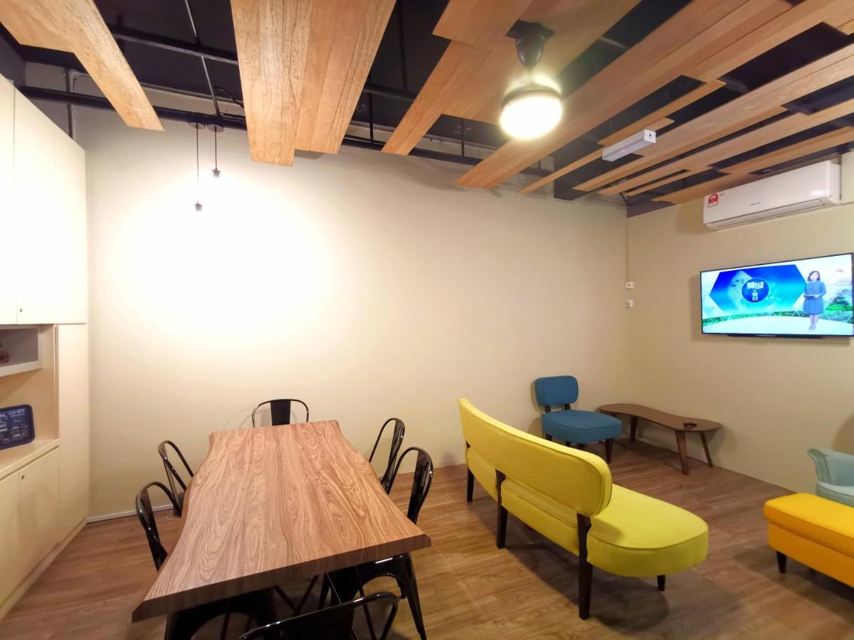 Maco Inn Austin Heights @Johor Bahru Exteriör bild